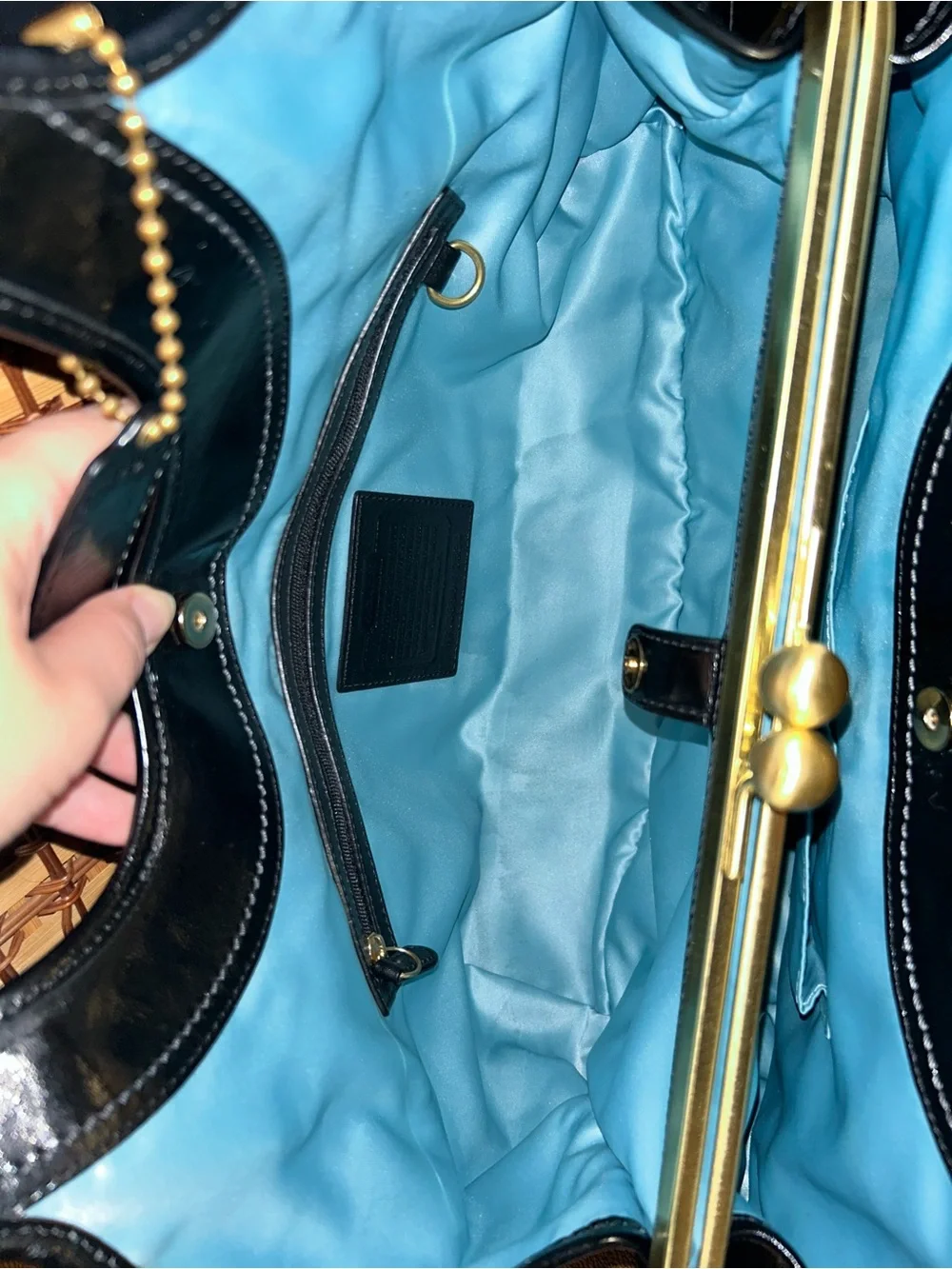 Coach 2008 Ergo Patent Leather Pleated Kisslock Satchel - Black - - Picture 8 of 16